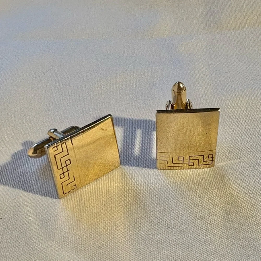SWANK Gold Geometric Cufflinks